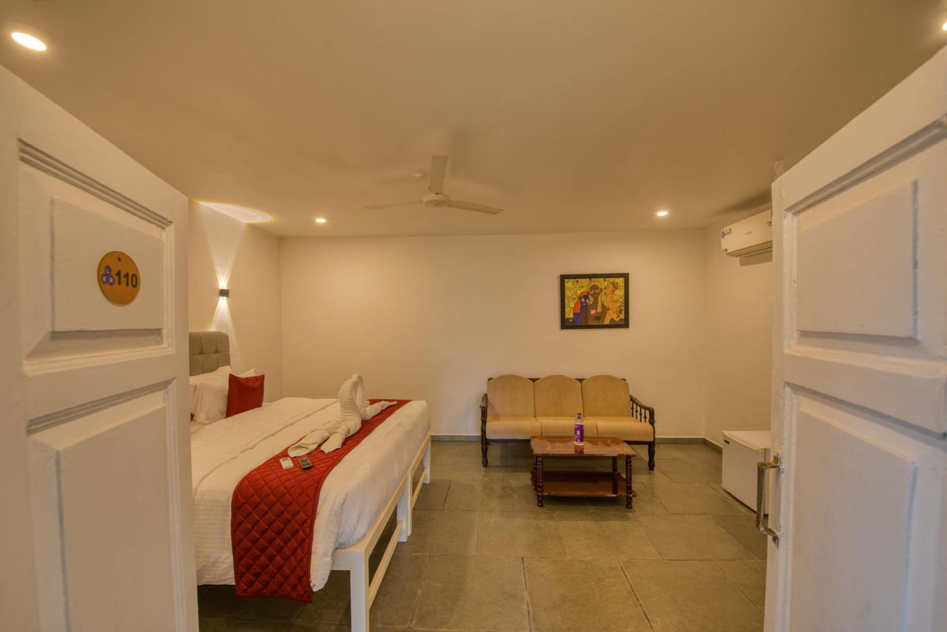 Le Epic Resort Virāmpattinam Exterior foto