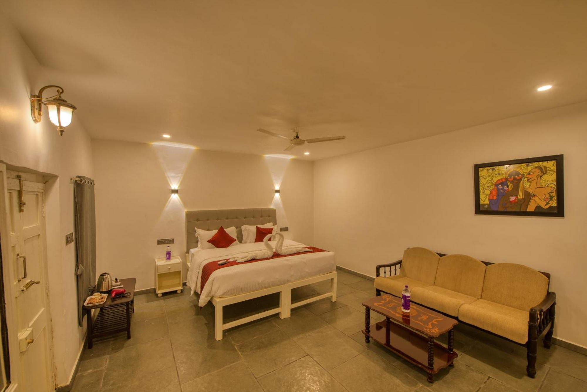 Le Epic Resort Virāmpattinam Exterior foto